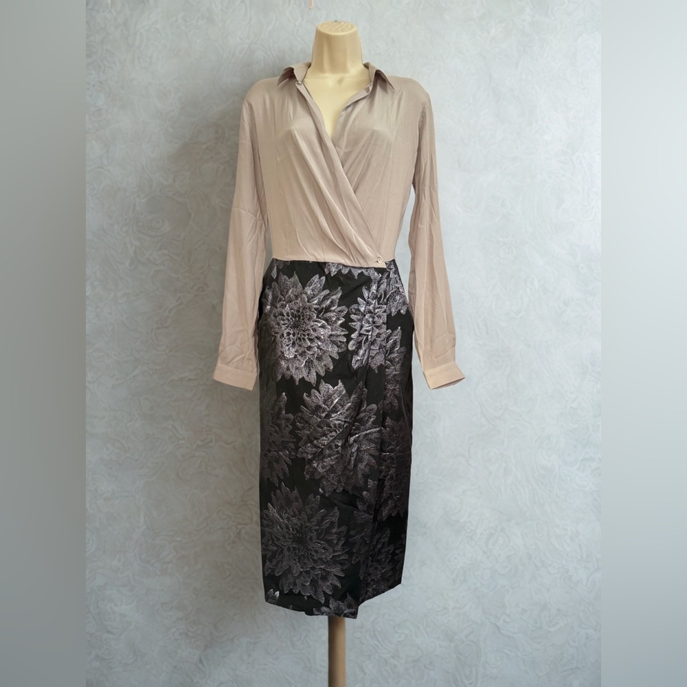 Sara Roka Chic Beige, Black and Silver Floral Pencil Dress